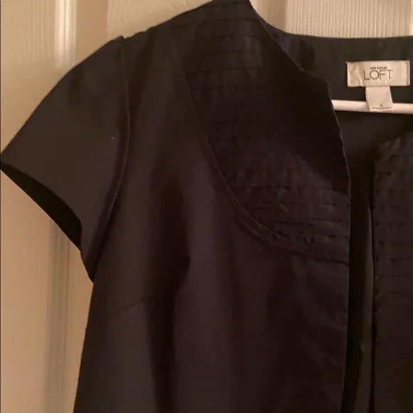 LOFT Elegant Black Cropped Jacket - Picture 4 of 11